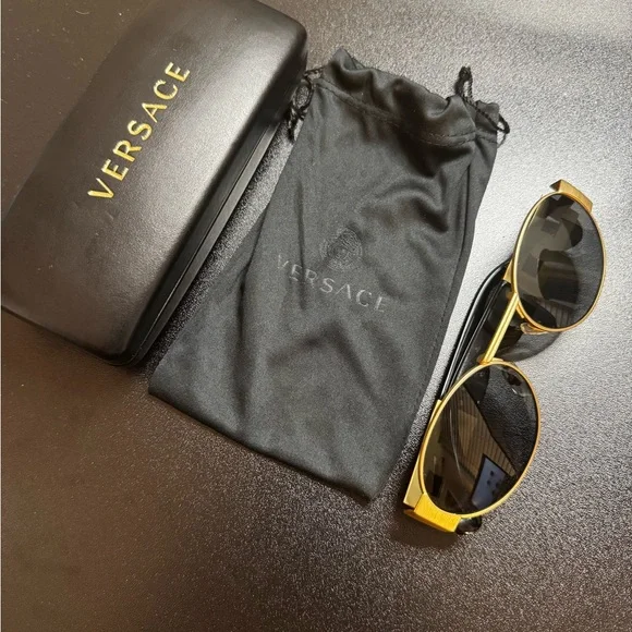 Versace Medusa deco oval sunglasses - Picture 4 of 4